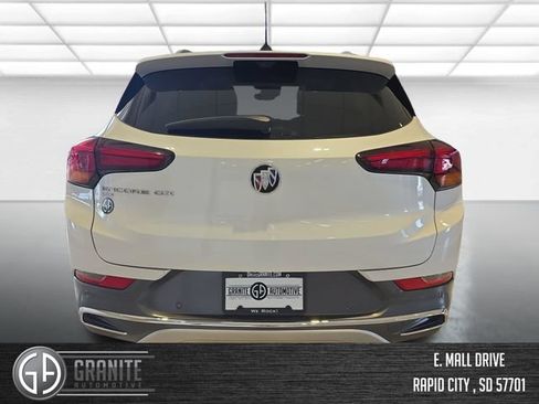 Used 2021 Buick Encore GX Essence w/ Advanced Technology Package AWD/4WD image 4