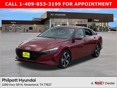 Used 2023 Hyundai Elantra SEL w/ Convenience Package