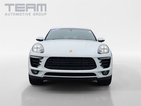 Used 2016 Porsche Macan S image 2