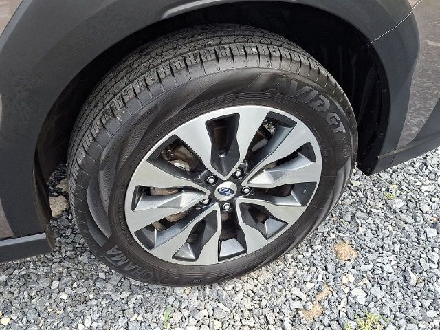 Certified 2024 Subaru Outback Limited AWD/4WD image 11