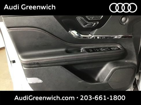 Used 2025 Lincoln Corsair Reserve w/ Equipment Group 202A AWD/4WD image 11