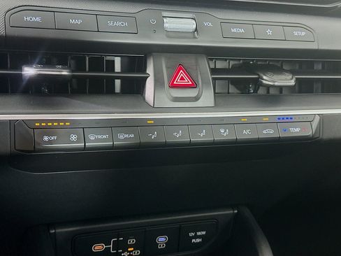 Used 2025 Kia K4 FWD image 23