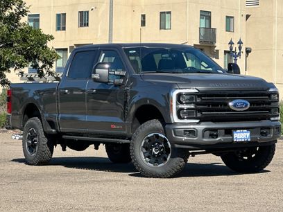 New 2026 Ford F350 Platinum w/ Tremor Off-Road Package