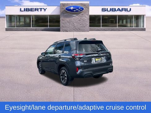 Used 2026 Subaru Forester Premium AWD/4WD image 7