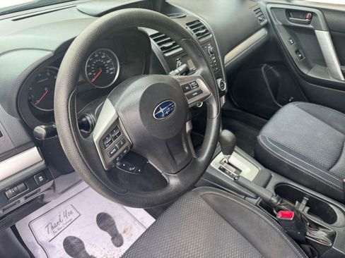Used 2015 Subaru Forester 2.5i w/ Alloy Wheel Package AWD/4WD image 3