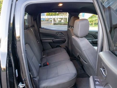 Used 2024 GMC Canyon Elevation image 14