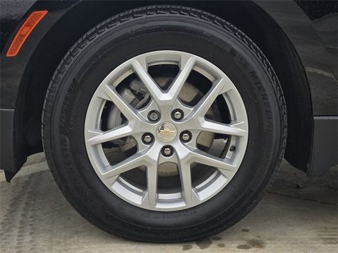 Certified 2023 Chevrolet Equinox LT image 11