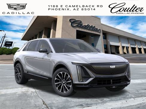 New 2025 Cadillac Lyriq Sport image 7