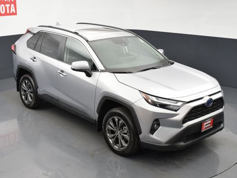 Used 2024 Toyota RAV4 XLE Premium w/ Weather Package AWD/4WD image 25