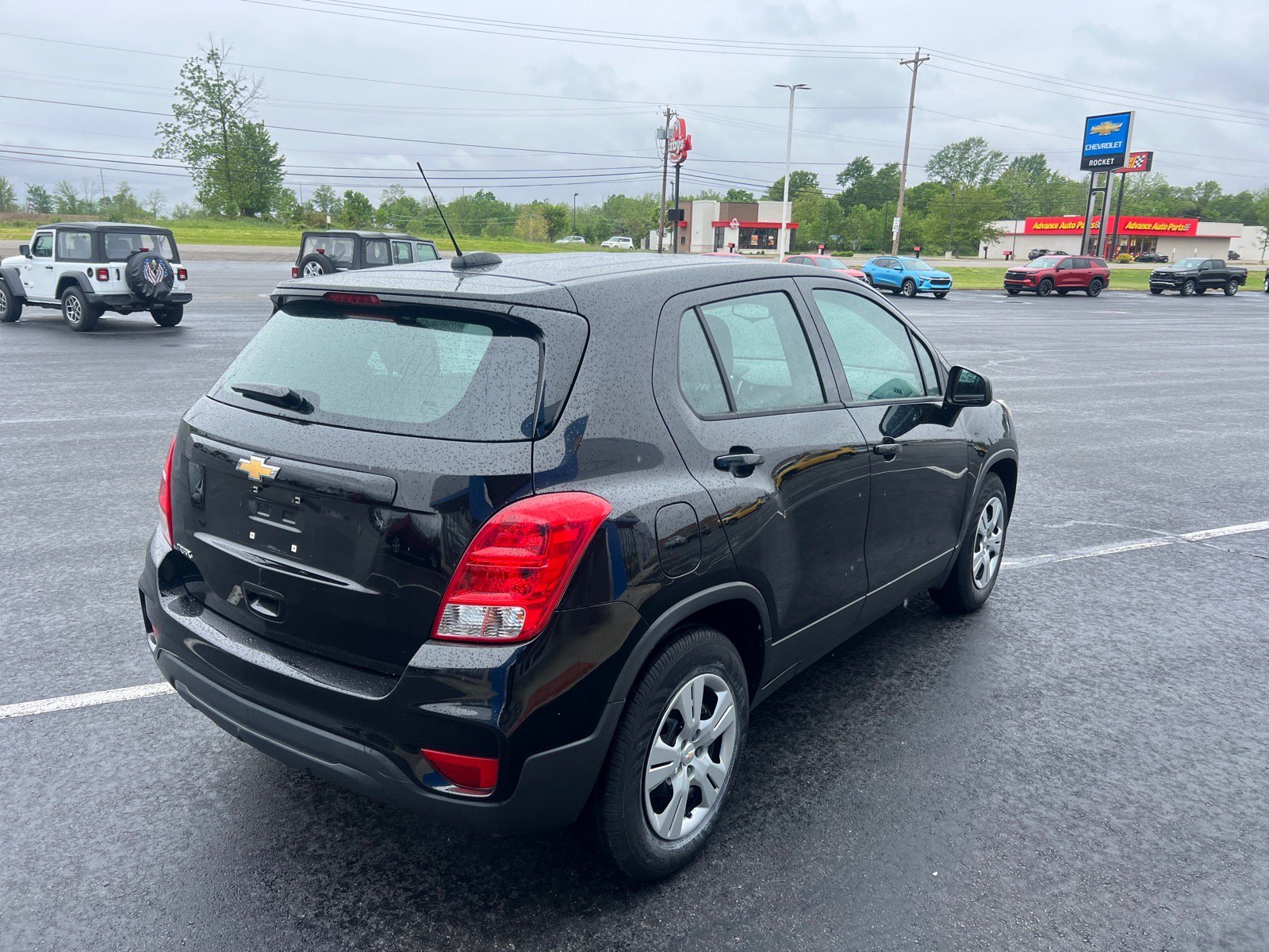 Used 2018 Chevrolet Trax LS FWD image 4
