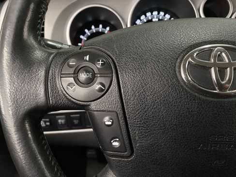 Used 2013 Toyota Tundra Platinum image 20