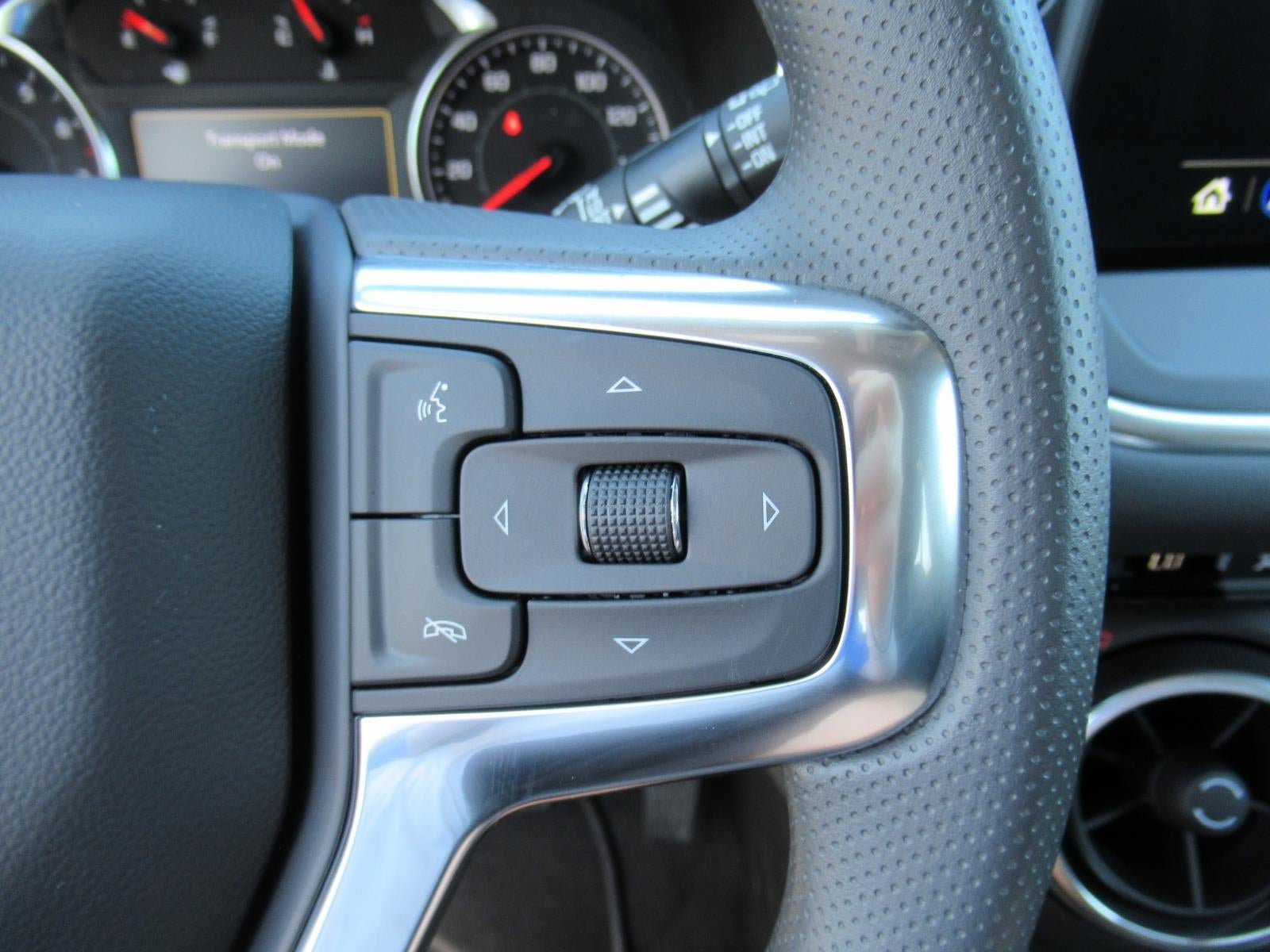 New 2026 Chevrolet Blazer LT w/ Convenience Package FWD image 24