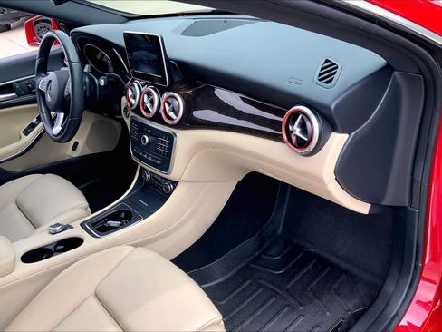 Used 2016 Mercedes-Benz CLA 250 4MATIC image 19