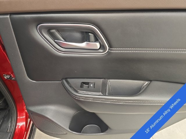 Used 2021 Nissan Rogue SV w/ Premium Package AWD/4WD image 14