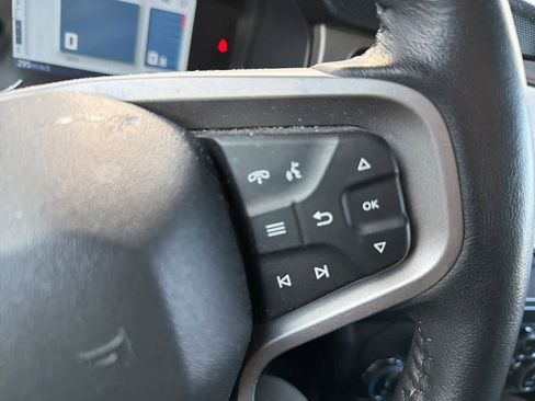 Used 2022 Ford Bronco Outer Banks image 21