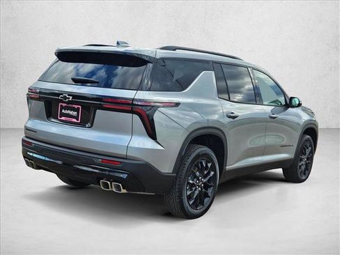 New 2026 Chevrolet Traverse LT w/ Midnight/Sport Edition FWD image 2