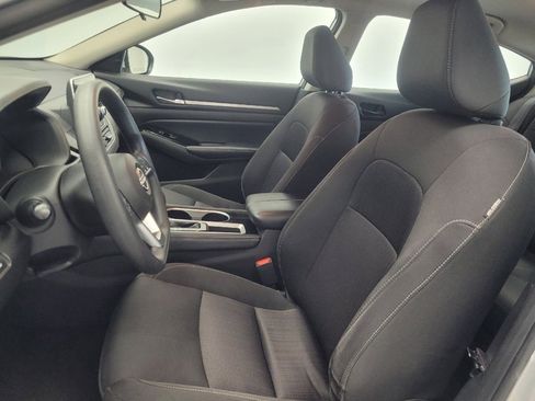 Used 2023 Nissan Altima 2.5 SV image 17