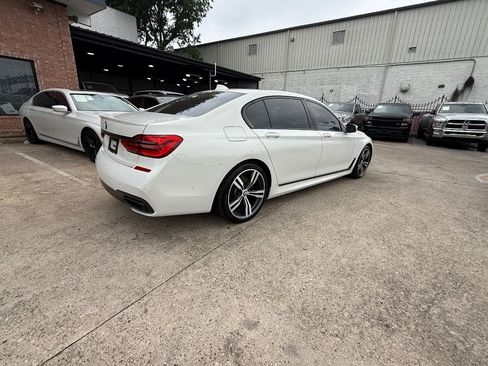 Used 2016 BMW 740i RWD image 4