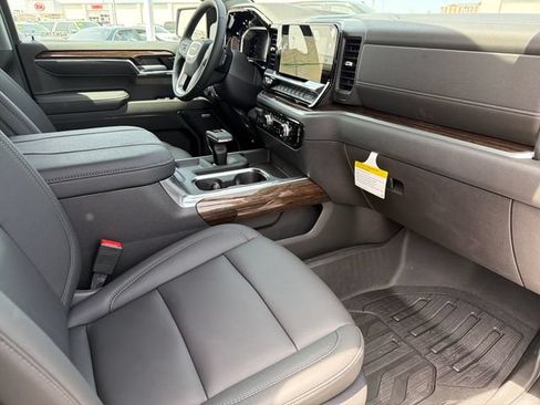 New 2026 GMC Sierra 1500 Elevation w/ Elevation Premium Package AWD/4WD image 22