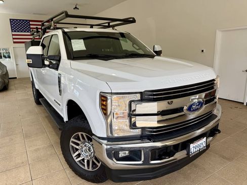Used 2018 Ford F250 Lariat AWD/4WD image 3