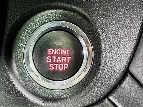 Used 2024 Subaru Outback Limited XT AWD/4WD image 19
