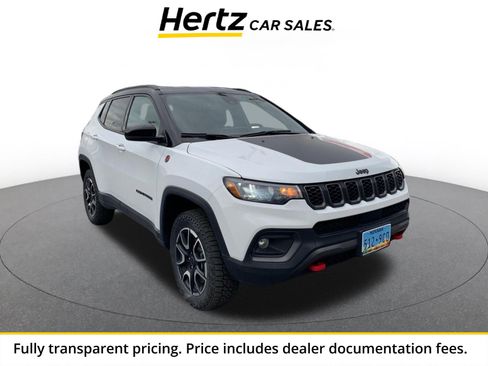Used 2025 Jeep Compass Trailhawk AWD/4WD image 1