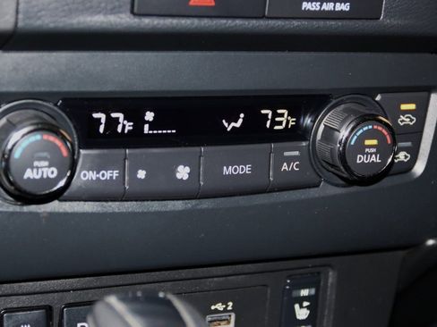 Used 2022 Nissan Frontier SV image 43