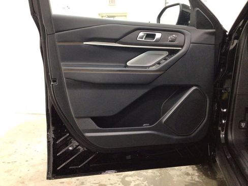 New 2026 Ford Explorer Tremor w/ Tremor Ultimate Package AWD/4WD image 18