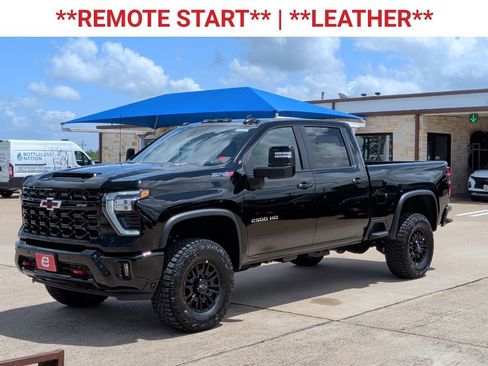 New 2026 Chevrolet Silverado 2500 ZR2 AWD/4WD image 3