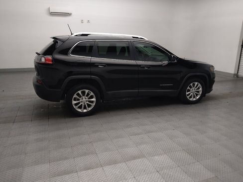Used 2019 Jeep Cherokee Latitude w/ Popular Appearance Group FWD image 10