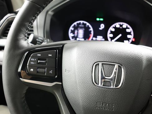 New 2026 Honda Odyssey Elite image 18