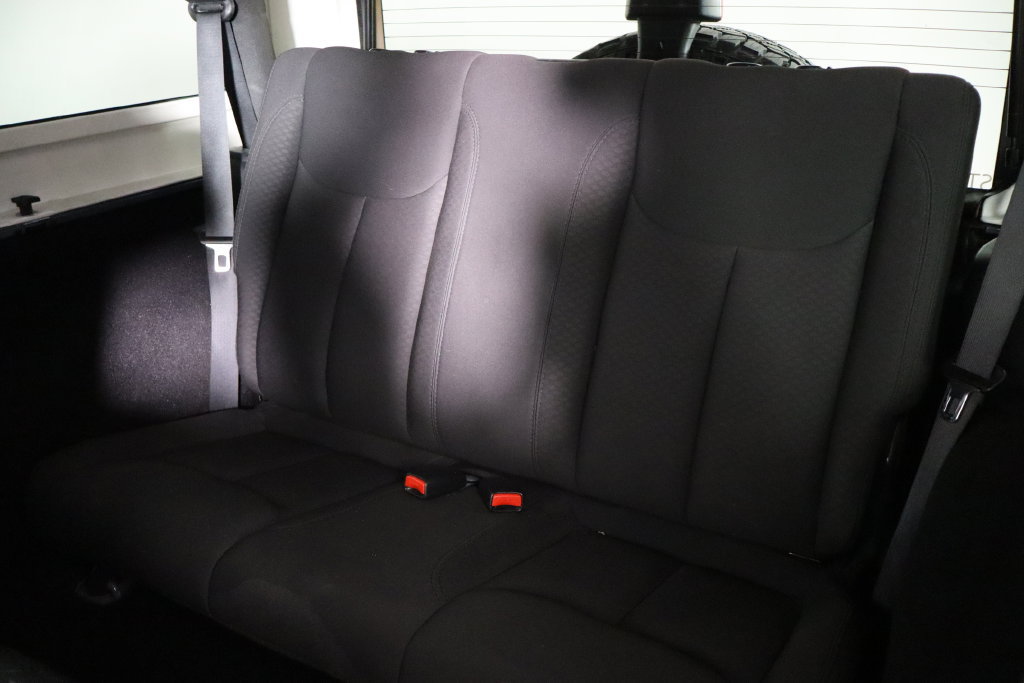 Used 2014 Jeep Wrangler Sport w/ Connectivity Group AWD/4WD image 16