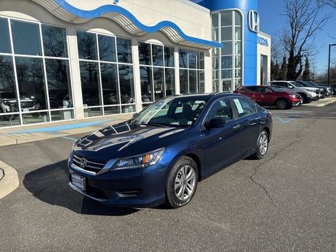 Used 2014 Honda Accord LX image 4