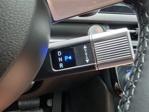 New 2025 Hyundai Tucson Limited image 28