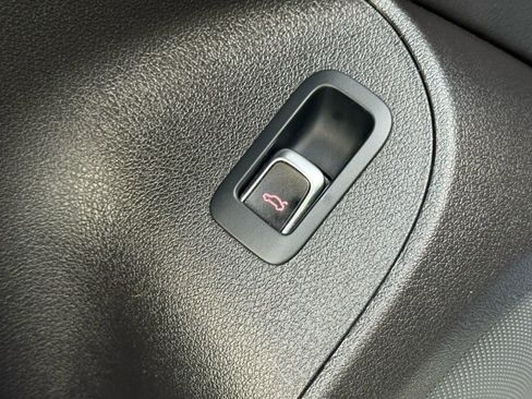 Used 2017 Audi Q5 2.0T Premium Plus w/ Technology Package image 30