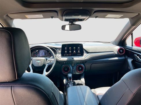 Used 2023 Chevrolet Blazer RS w/ Enhanced Convenience Package image 23