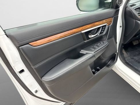 Used 2020 Honda CR-V Touring image 15