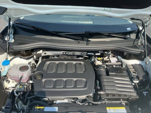 Certified 2025 Volkswagen Tiguan S w/ 18" Wheel Package image 20