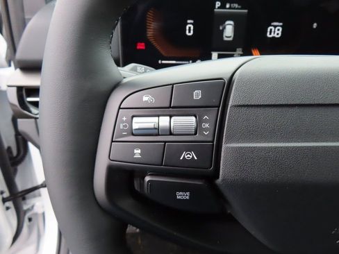 New 2026 Kia Sportage LX image 14