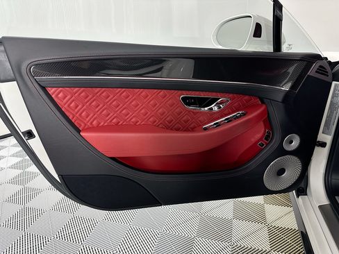 Certified 2022 Bentley Continental GT AWD/4WD image 17
