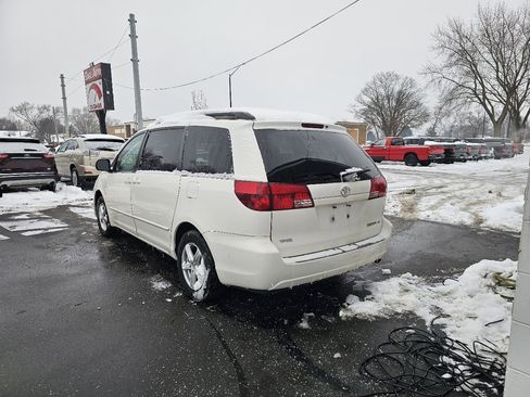 Used 2005 Toyota Sienna LE image 7