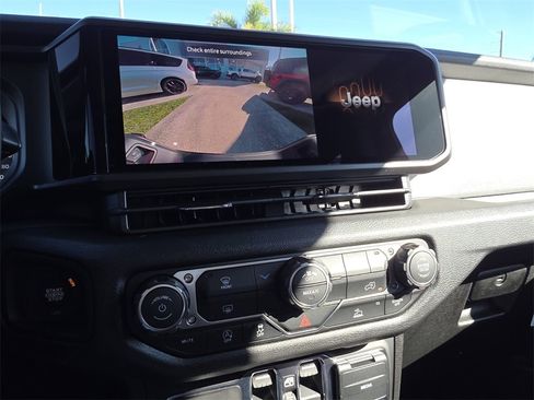 New 2026 Jeep Gladiator Sport image 20