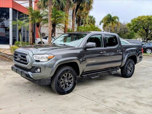 Used 2021 Toyota Tacoma SR5 image 2