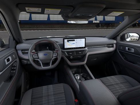 New 2026 Ford Explorer ST-Line AWD/4WD image 9