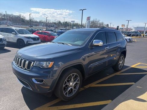 Used 2021 Jeep Grand Cherokee Limited image 2