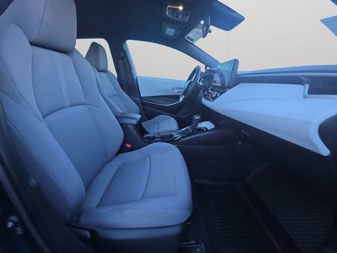 Certified 2025 Toyota Corolla SE w/ Convenience Package FWD image 14
