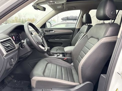 Used 2021 Volkswagen Atlas SEL Premium AWD/4WD image 10