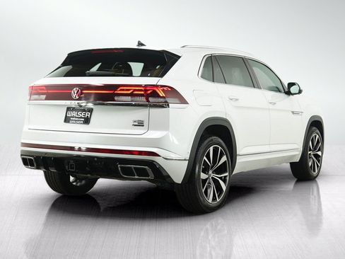 Used 2025 Volkswagen Atlas Cross Sport SEL Premium R-Line AWD/4WD image 5