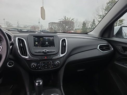 Used 2019 Chevrolet Equinox LT image 19