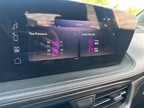 Used 2024 Buick Encore GX Sport Touring image 39